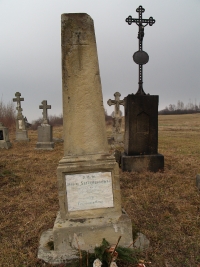 Stary łemkowski cmentarz w Męcinie Wielkiej