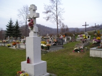 Nowy cmentarz w Ropicy Górnej.